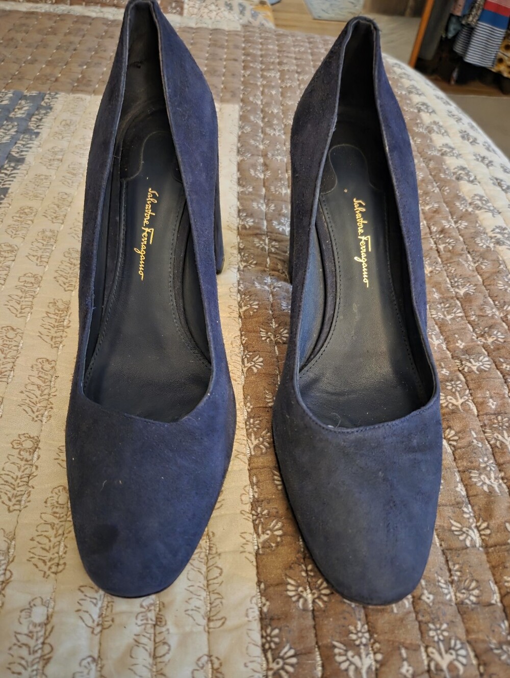 Salvatore Ferragamo Arezzo 85 Blue Suede Block Heel Pumps
